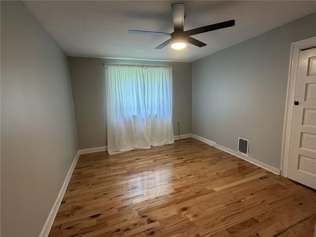 1214 Goe Ave, Brighton Heights, PA 15212
