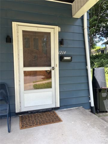 1214 Goe Ave, Brighton Heights, PA 15212