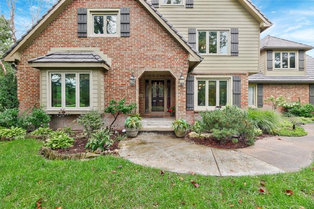 16 N Sagebrush St, Wichita, KS 67230