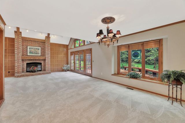 16 N Sagebrush St, Wichita, KS 67230