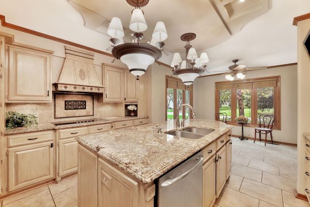 16 N Sagebrush St, Wichita, KS 67230