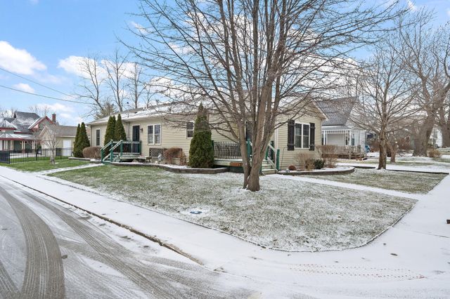 303 Burnham Street, Lowell, IN 46356