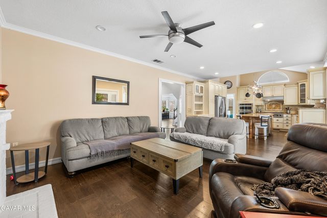 28519 Red Cedar Place, Santa Clarita, CA 91390