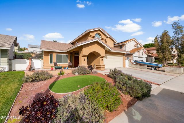 28519 Red Cedar Place, Santa Clarita, CA 91390