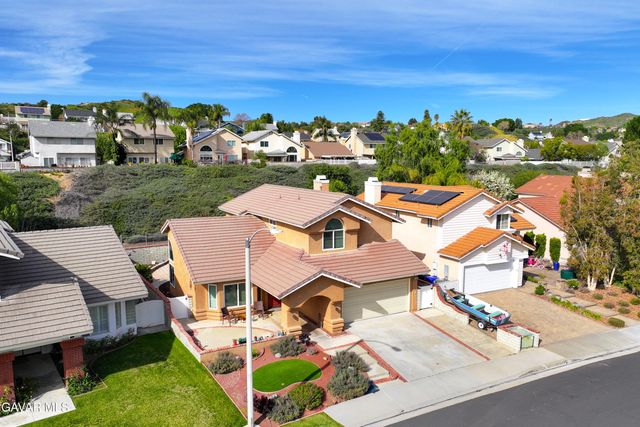 28519 Red Cedar Place, Santa Clarita, CA 91390