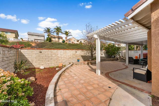 28519 Red Cedar Place, Santa Clarita, CA 91390