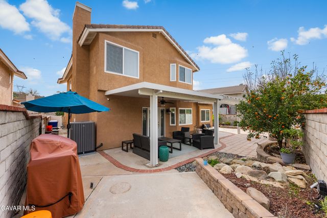 28519 Red Cedar Place, Santa Clarita, CA 91390