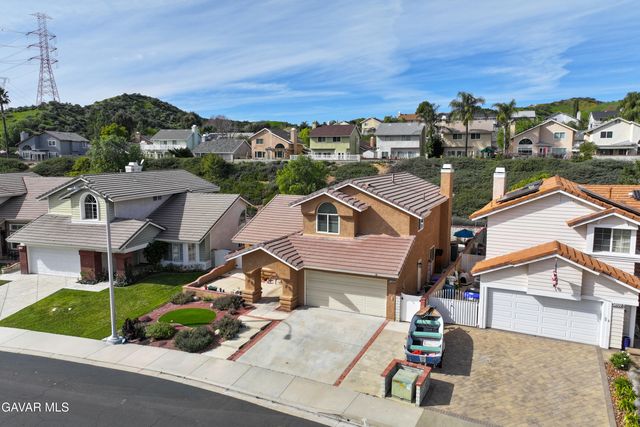 28519 Red Cedar Place, Santa Clarita, CA 91390
