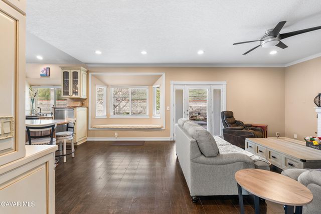 28519 Red Cedar Place, Santa Clarita, CA 91390