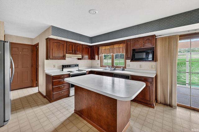 15533 Hunting Ridge Trail, Granger, IN 46530