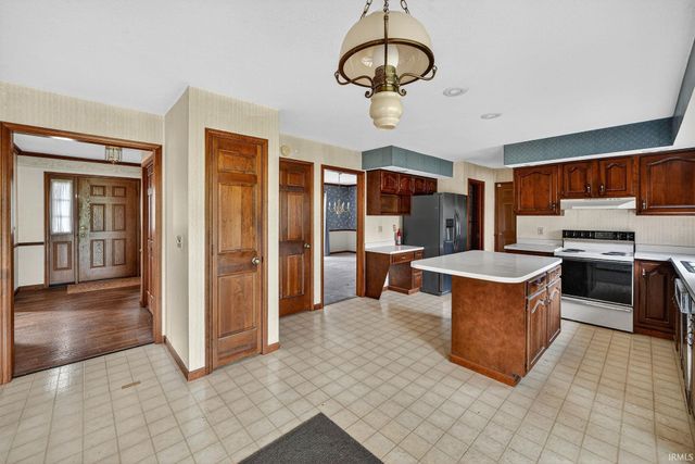 15533 Hunting Ridge Trail, Granger, IN 46530