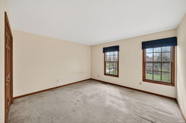 15533 Hunting Ridge Trail, Granger, IN 46530