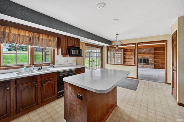 15533 Hunting Ridge Trail, Granger, IN 46530