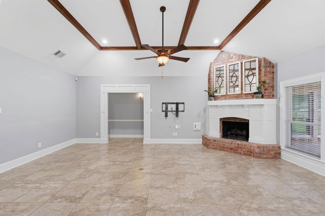 15 Hornsilver Place, The Woodlands, TX 77381