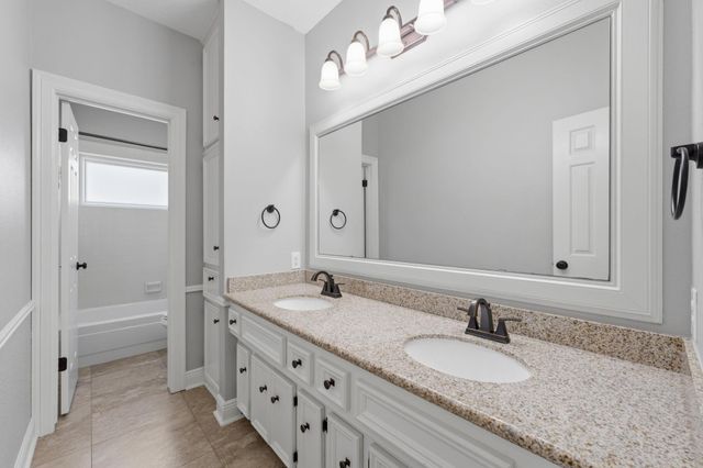 15 Hornsilver Place, The Woodlands, TX 77381