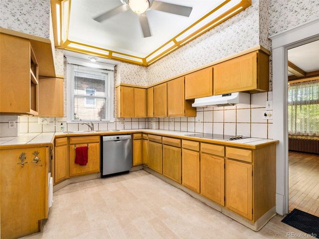 321 W 18th Street, Pueblo, CO 81003