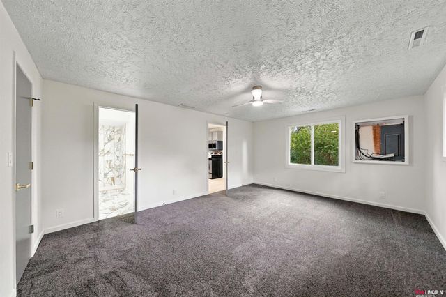 6932 Antler Drive, Lincoln, NE 68516