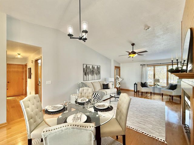 4336 E Wood Trail, Beloit, WI 53511