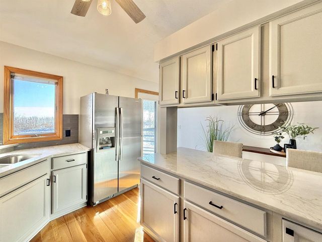 4336 E Wood Trail, Beloit, WI 53511