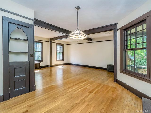 230 Littleworth Lane, Sea Cliff, NY 11579