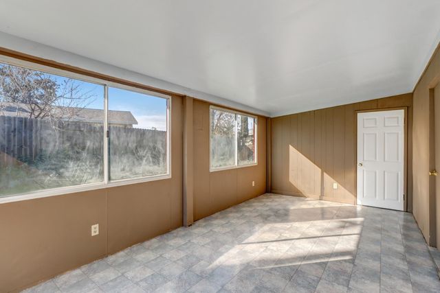 10556 Olson Dr, Rancho Cordova, CA 95670