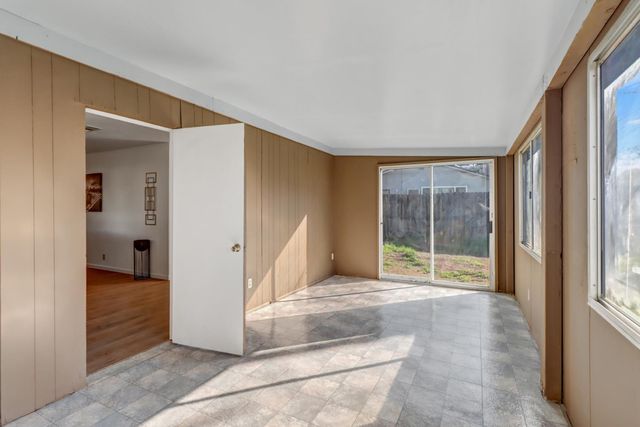 10556 Olson Dr, Rancho Cordova, CA 95670