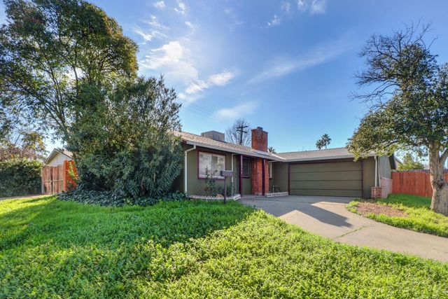 10556 Olson Dr, Rancho Cordova, CA 95670