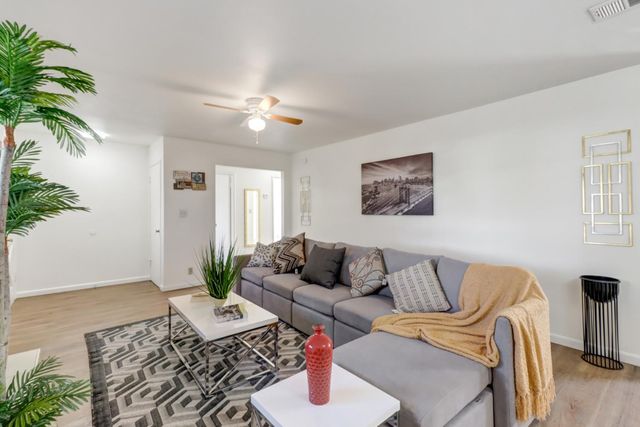 10556 Olson Dr, Rancho Cordova, CA 95670