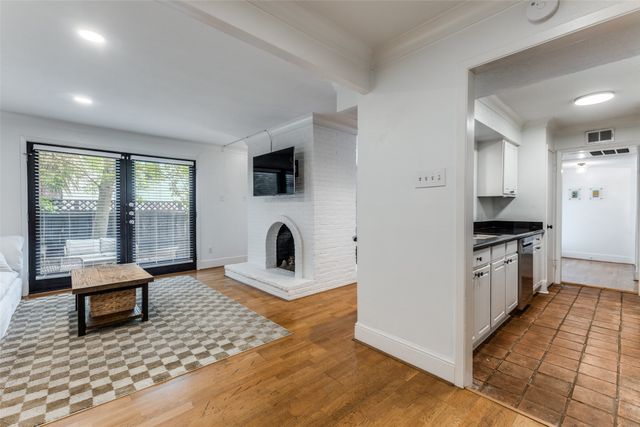 5932 Sandhurst Lane 113, Dallas, TX 75206