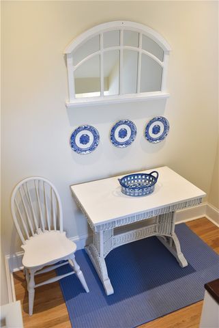 6 Restmere Terrace, Middletown, RI 02842