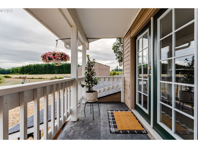 26718 CANTRELL Rd, Eugene, OR 97402