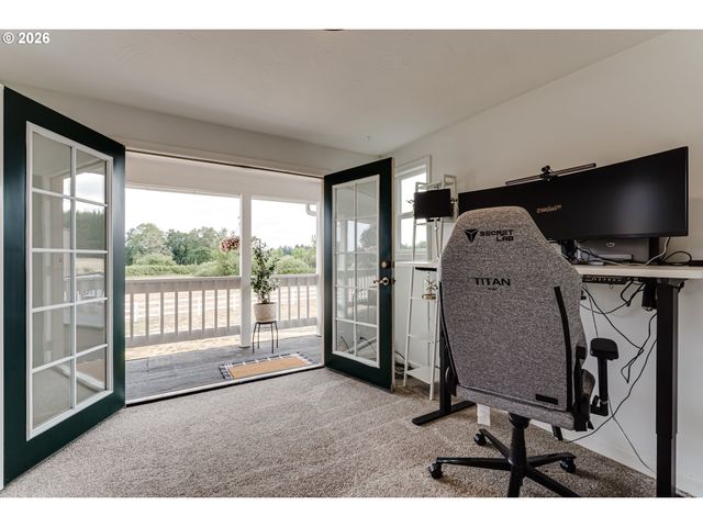 26718 CANTRELL Rd, Eugene, OR 97402