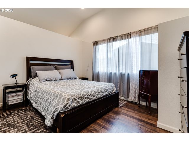 26718 CANTRELL Rd, Eugene, OR 97402