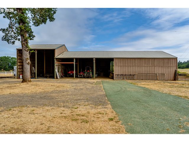 26718 CANTRELL Rd, Eugene, OR 97402