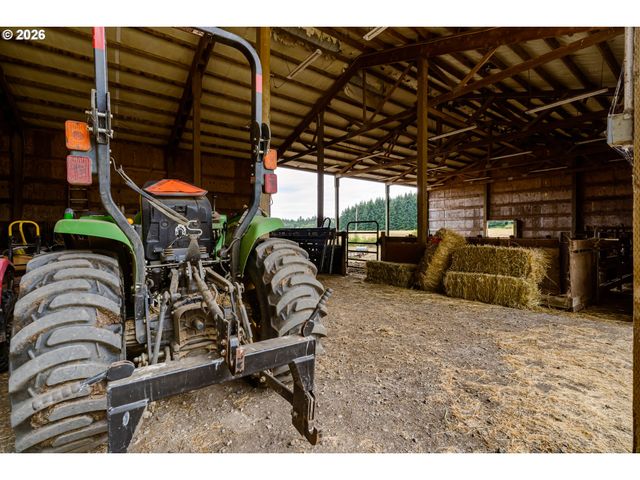 26718 CANTRELL Rd, Eugene, OR 97402