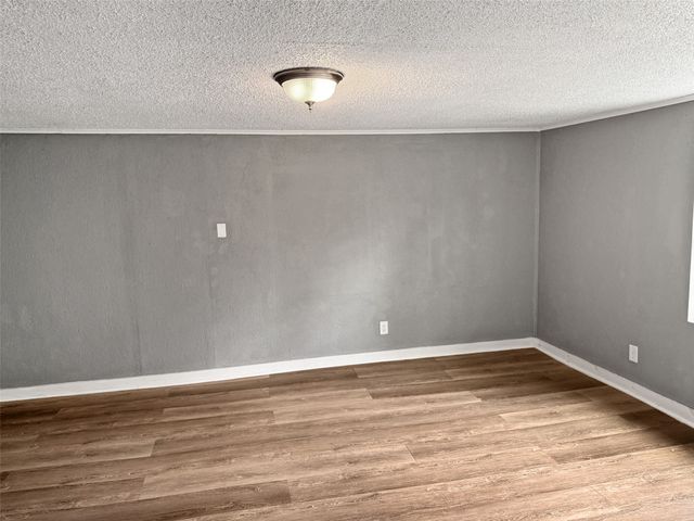 18023 Lakeview Boulevard, Mabank, TX 75156