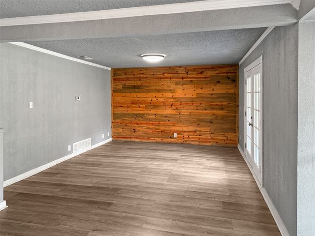 18023 Lakeview Boulevard, Mabank, TX 75156