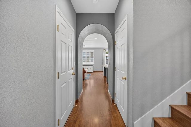3561 N Maddiewood Cir, Sacramento, CA 95827