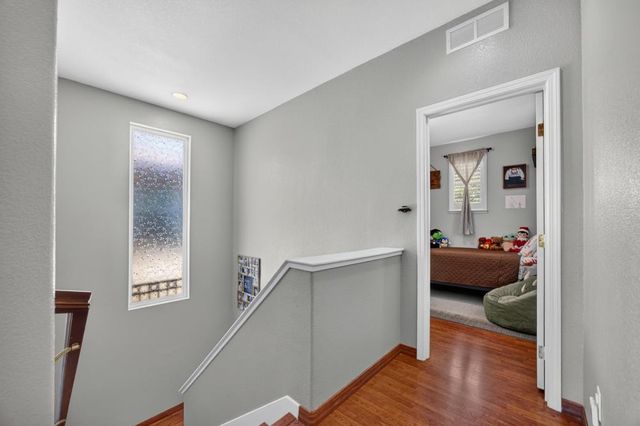 3561 N Maddiewood Cir, Sacramento, CA 95827