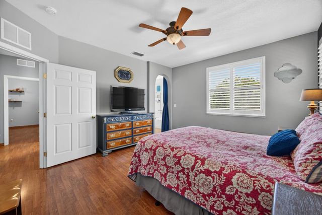 3561 N Maddiewood Cir, Sacramento, CA 95827