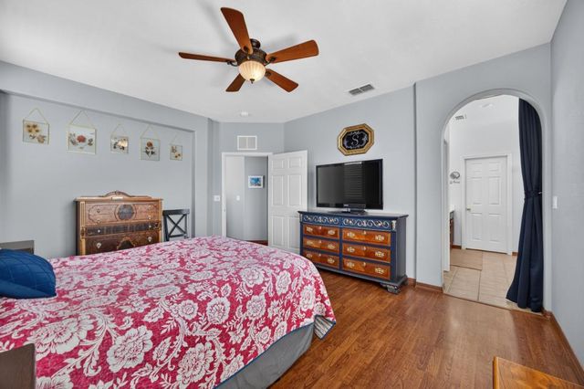 3561 N Maddiewood Cir, Sacramento, CA 95827