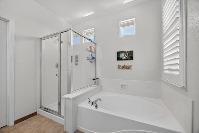 3561 N Maddiewood Cir, Sacramento, CA 95827