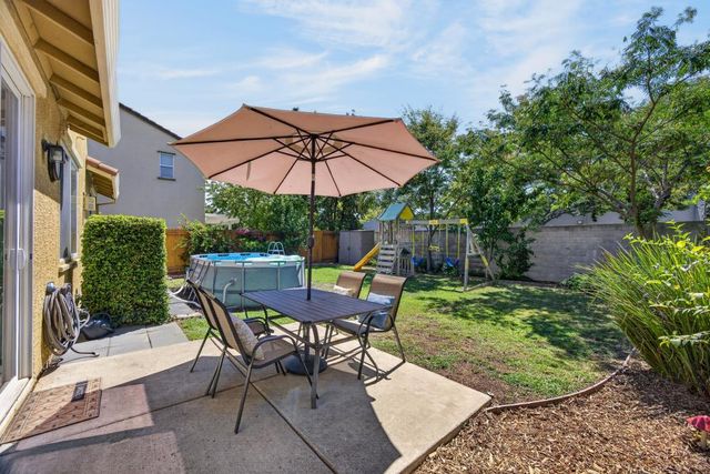 3561 N Maddiewood Cir, Sacramento, CA 95827
