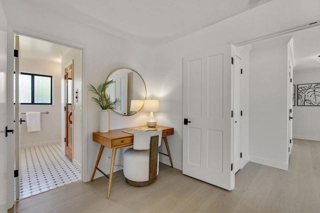 731 Lakemead Way, Redwood City, CA 94062