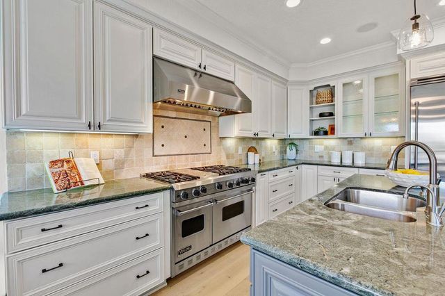 731 Lakemead Way, Redwood City, CA 94062