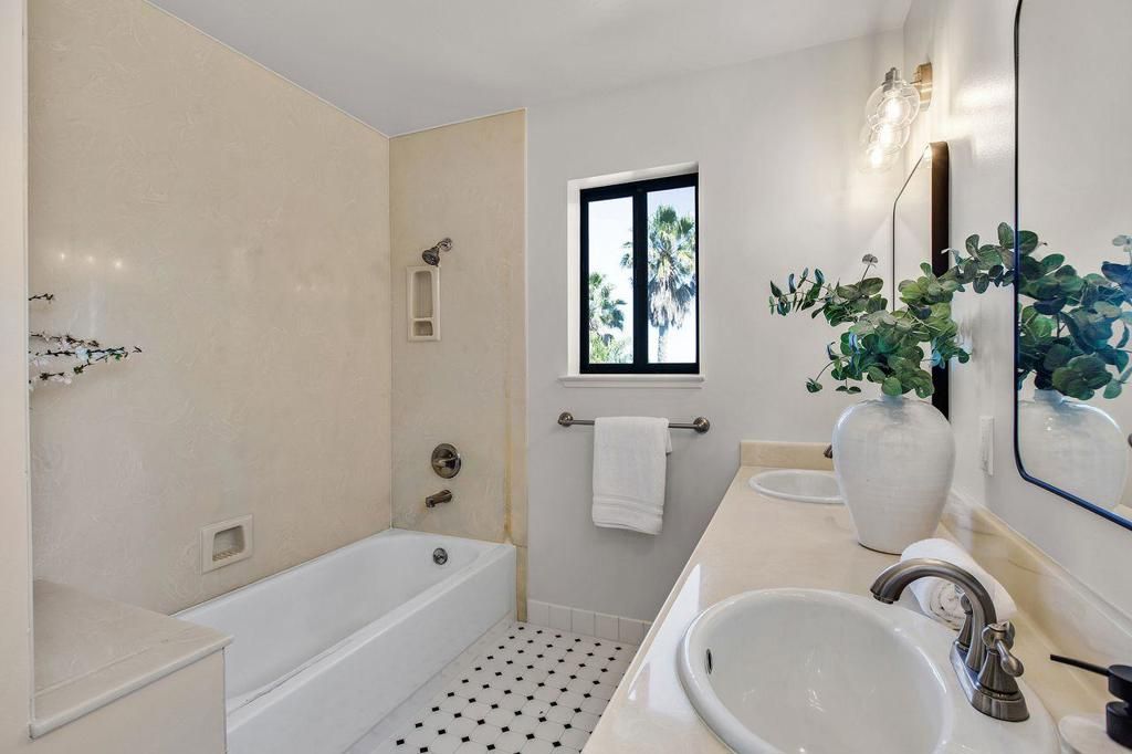 Image 26 of property listing at 731 Lakemead Way, Redwood City, CA 94062