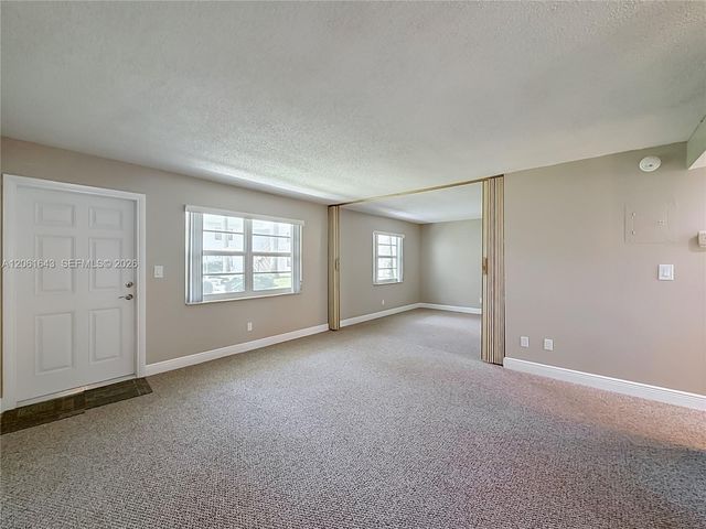 6211 SW 37th Street 108, Davie, FL 33314