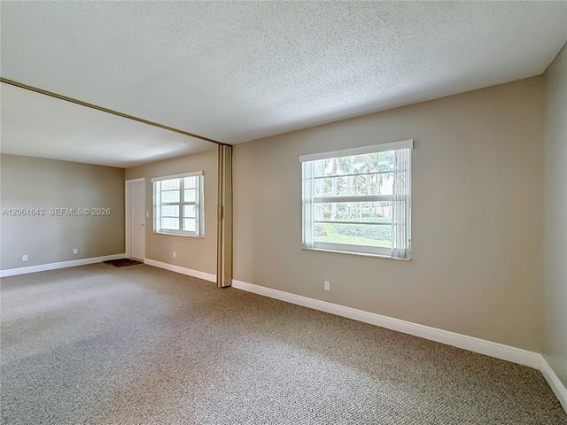 6211 SW 37th Street 108, Davie, FL 33314