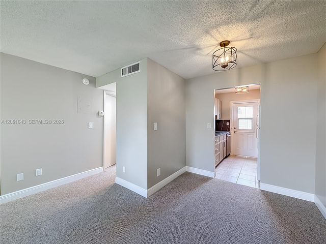 6211 SW 37th Street 108, Davie, FL 33314