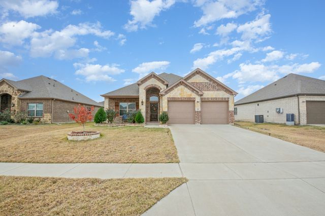 686 Navasota Drive, Crandall, TX 75114